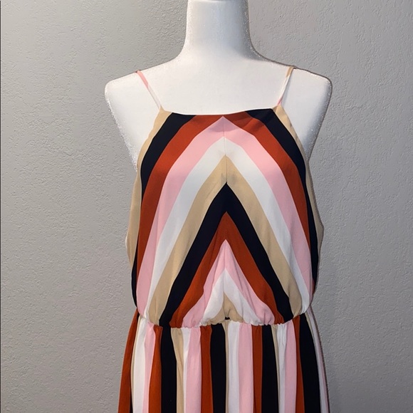 Beautiful FOREVER 21+ Plus size 1x Midi dress - Picture 2 of 5